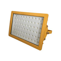 The-Difference-between-Marine-Flood-Light-and-Marine-Spot-Light1.jpg